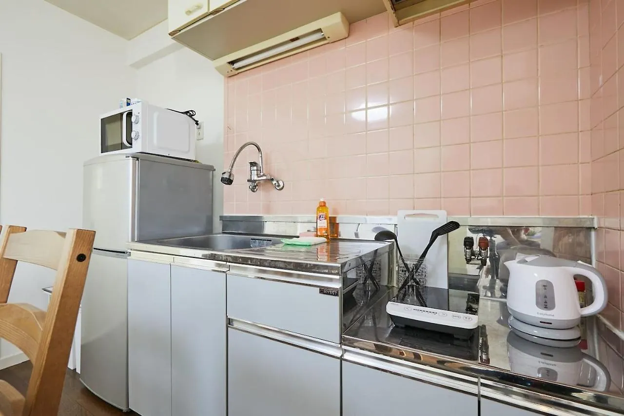Apartment Sun White Gyoutoku 303 Tokyo